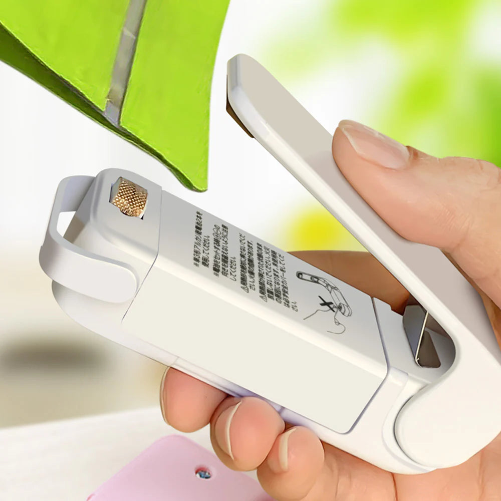 Mini Portable Heat Bag Sealer – Battery-Operated Sealer